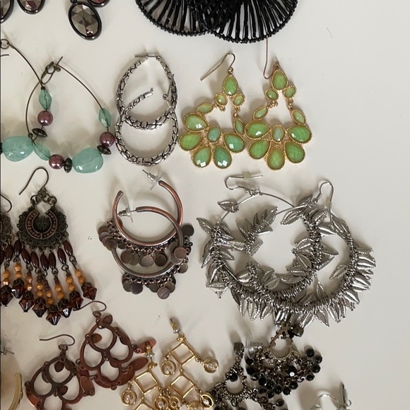 Earring lot bundle 30 pairs - Picture 5 of 7